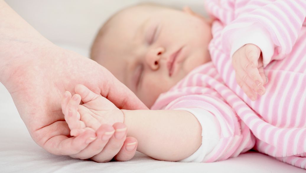 试管婴儿与普通婴儿对比，智商、体质有什么不同？专业的解释在这里